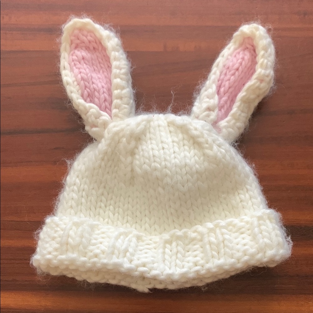 *SOLD* 🩵 Adorable Knit Bunny Ear Hat 3-12 Mo